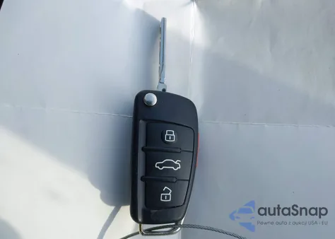 2010 Audi A6 3.0 Premium z USA, uszkodzony, nr VIN WAUFGAFB7AN082492